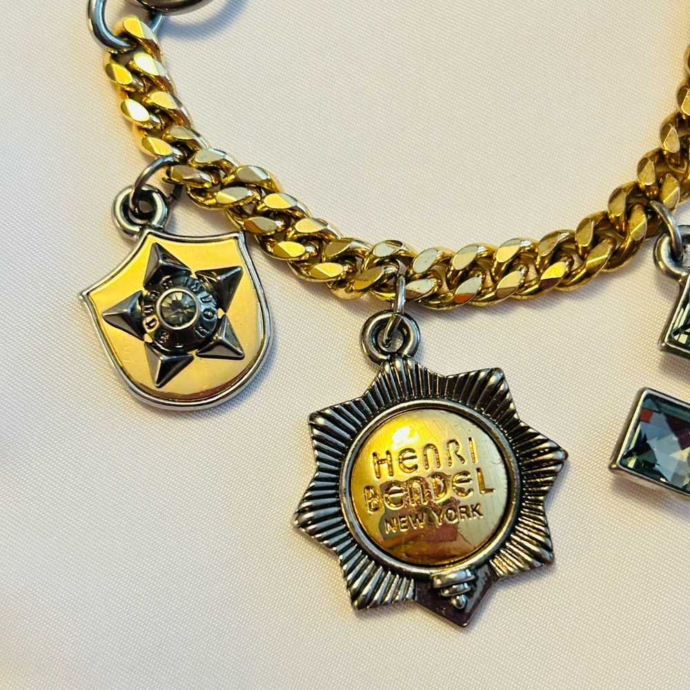 🔥NWOT🔥 Henri Bendel Military Charm Swag Bag Charm/ Keychain/ Bracelet - Picture 3 of 12